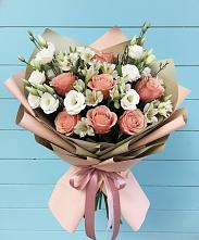 Букет цветов из:  Розы, Альстромерии и Лизиантусы в Хотьково