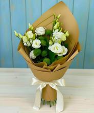 Букет цветов из:  Хризантемы и Лизиантусы #REPLACE_PRED# Хотьково