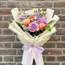 Букет цветов из:  Лизиантусы и Розы #REPLACE_PRED# Хотьково